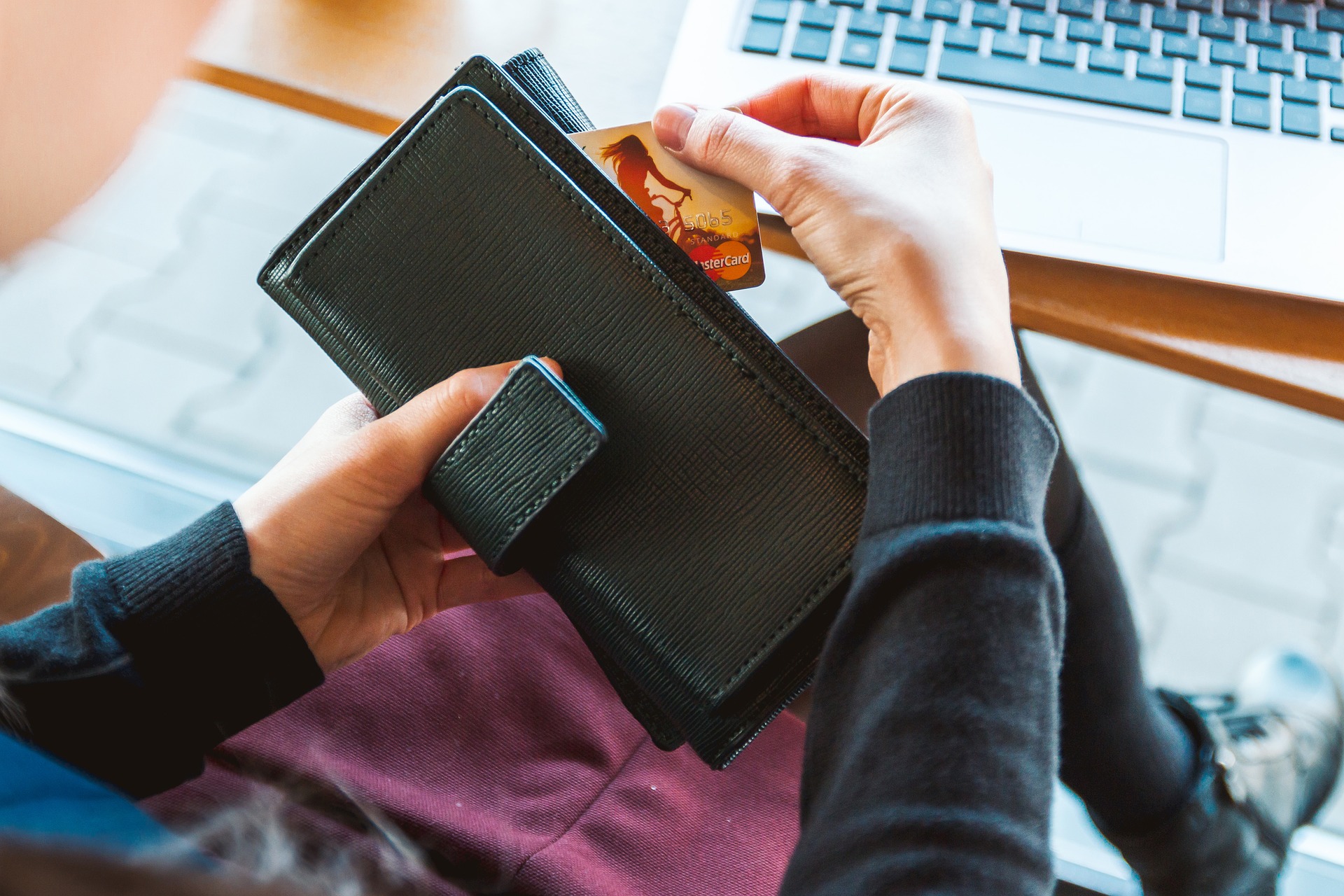 Geld lenen: Mogelijkheden en risico's